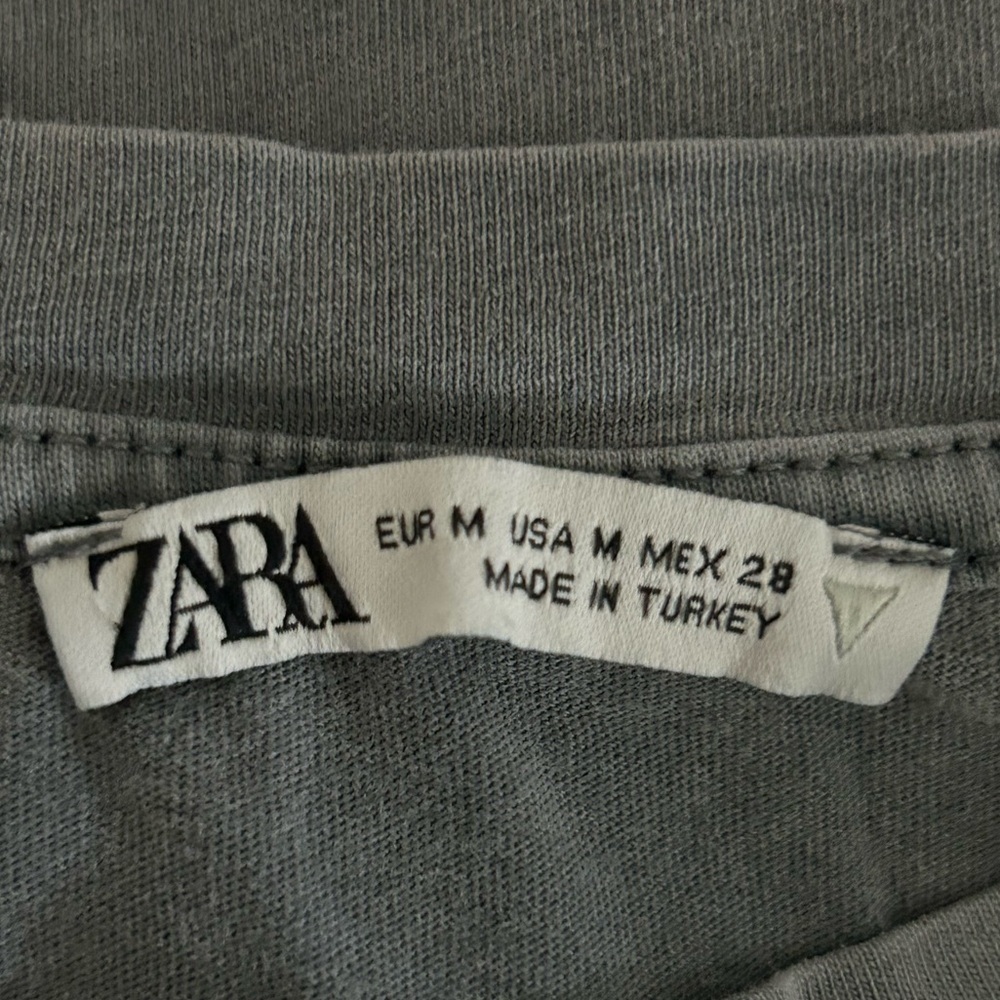 Zara girl print slightly cropped tee SIZE MEDIUM - Picture 5 of 6